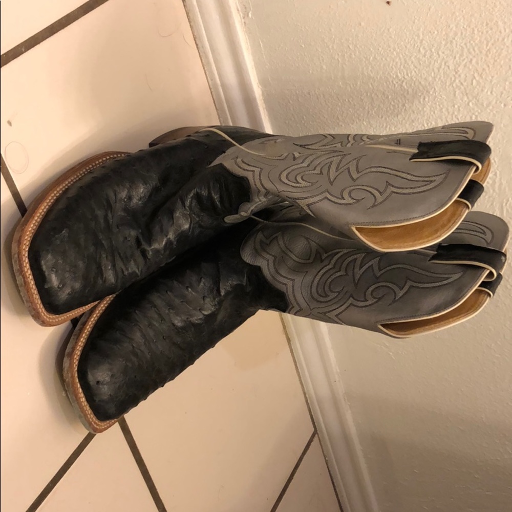 Justin black ostrich boots